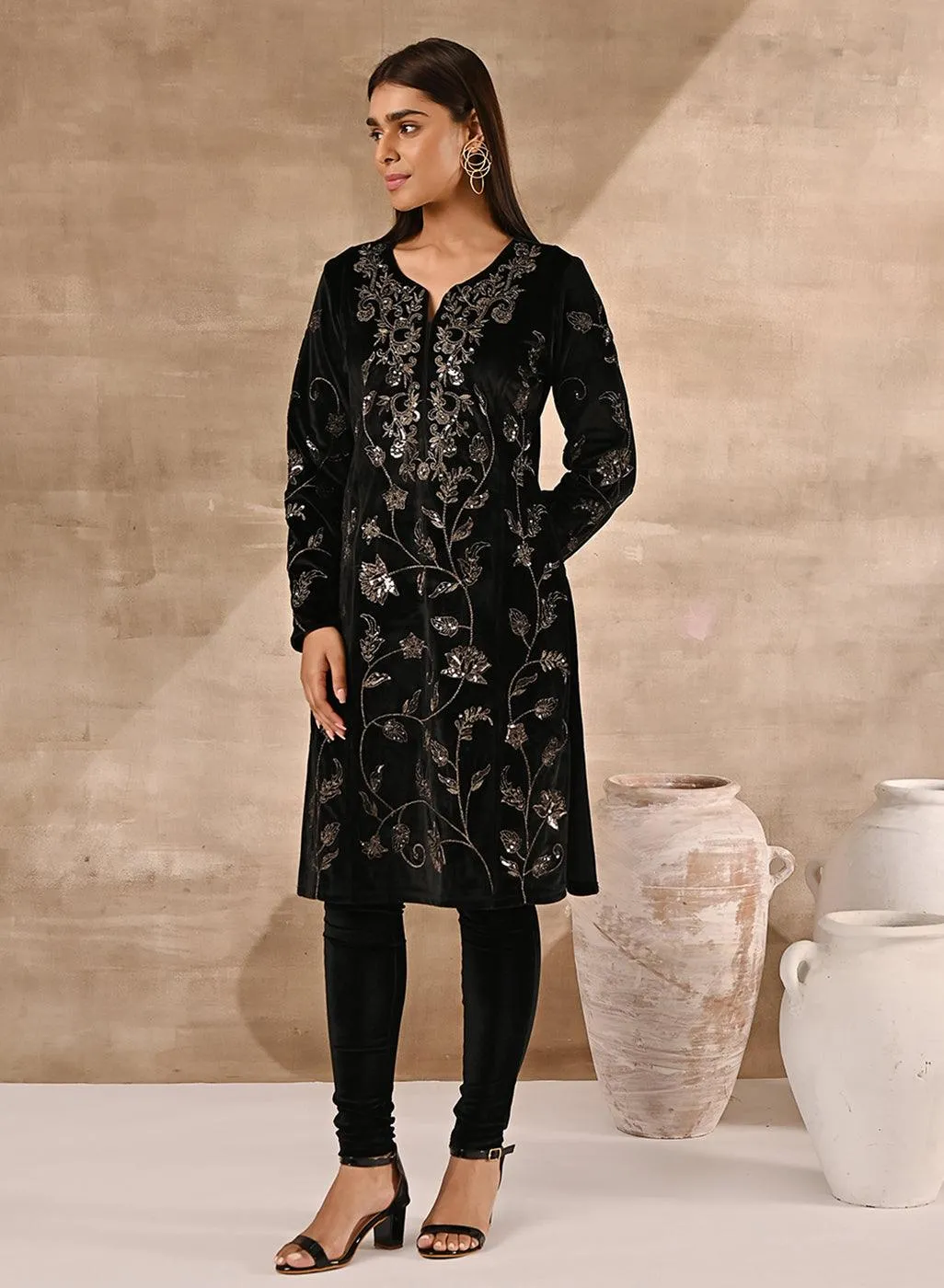 Embroidered Black Floral Velvet Kurta