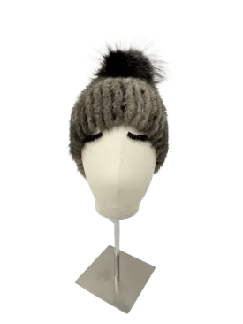 KNITTED MINK BEANIE GREY